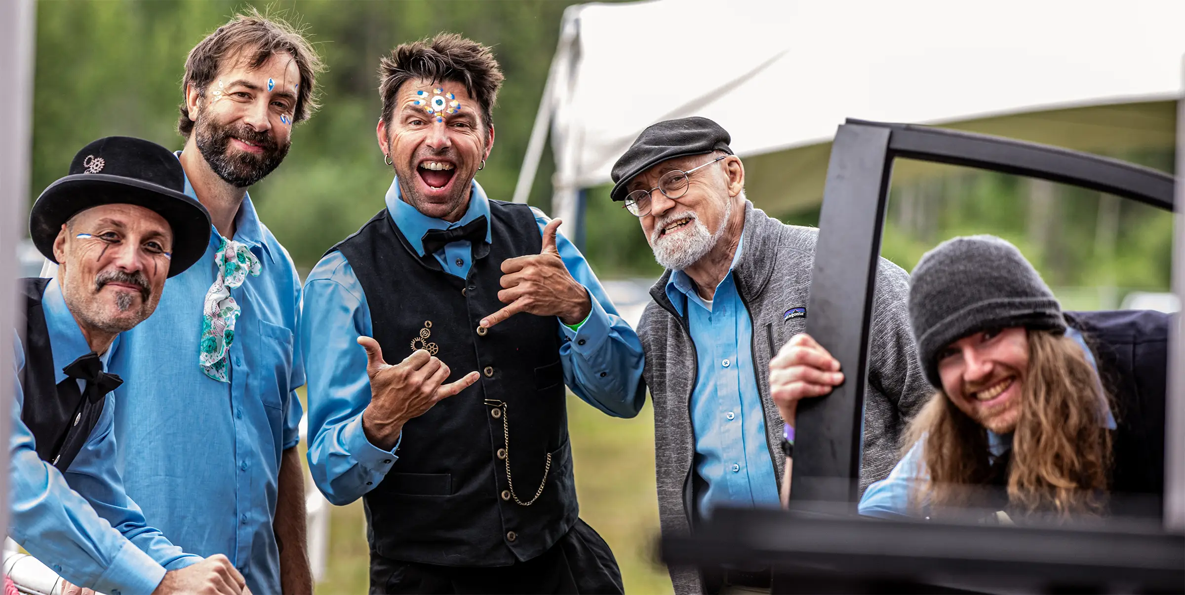 Soire de semaine music group based in Whitehorse, Yukon